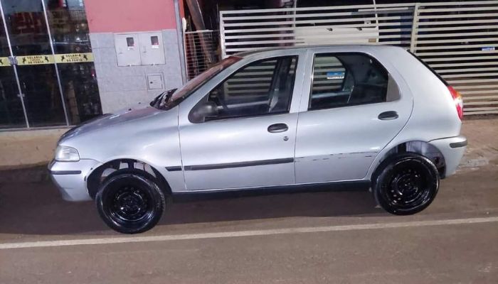 Pinhão – Veículo é furtado no centro da cidade